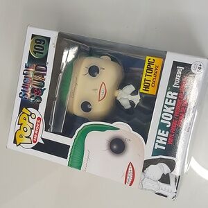 NIB Funko Pop Heros Suicide Sqaud The Joker Tuxedo #109